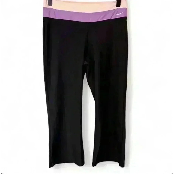 Nike Women's Dri-FIT Yoga Pants Black Size Small - Picture 1 of 4